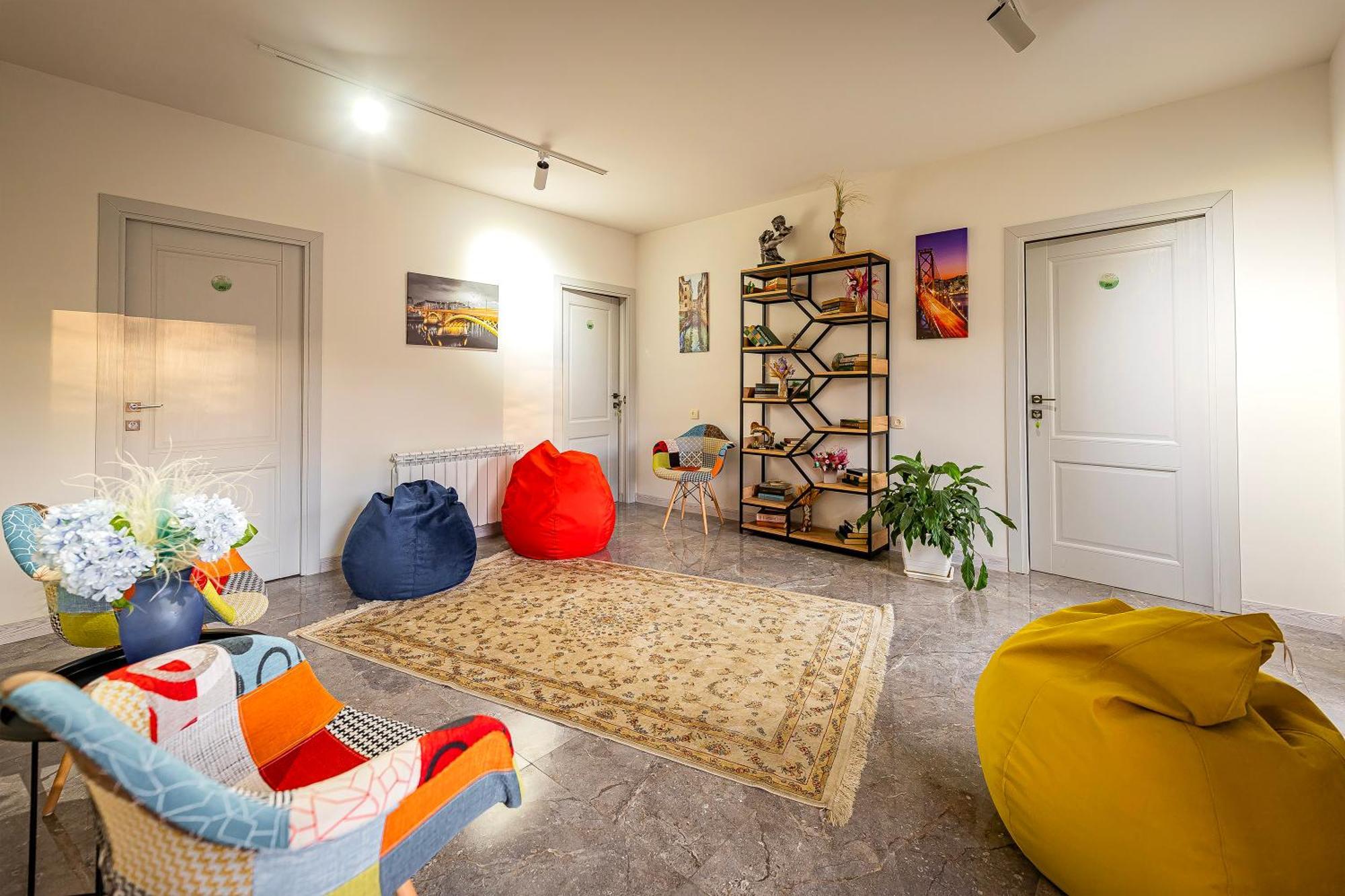 Taniqinn Dilijan Hotel ภายนอก รูปภาพ
