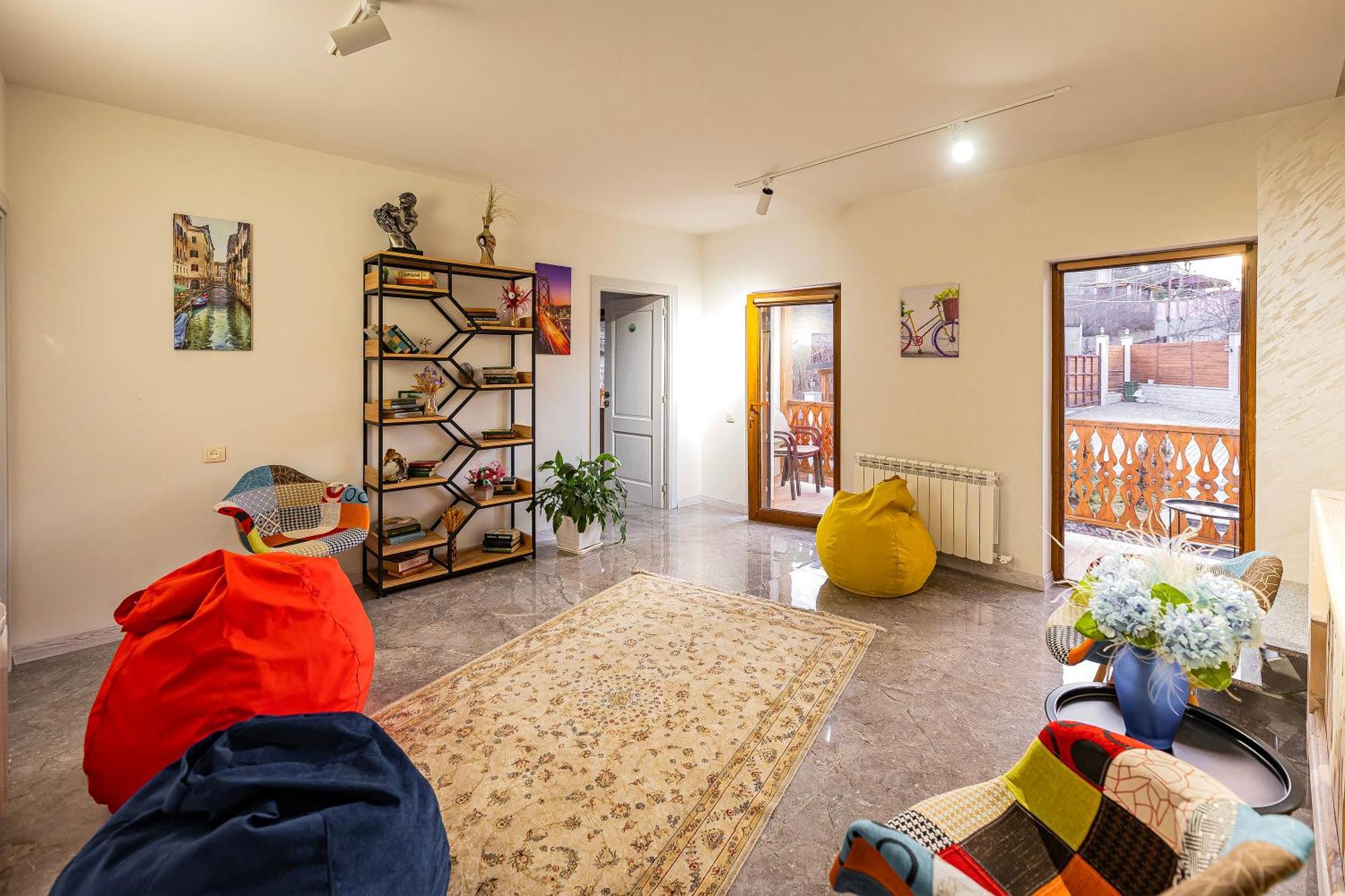 Taniqinn Dilijan Hotel ภายนอก รูปภาพ