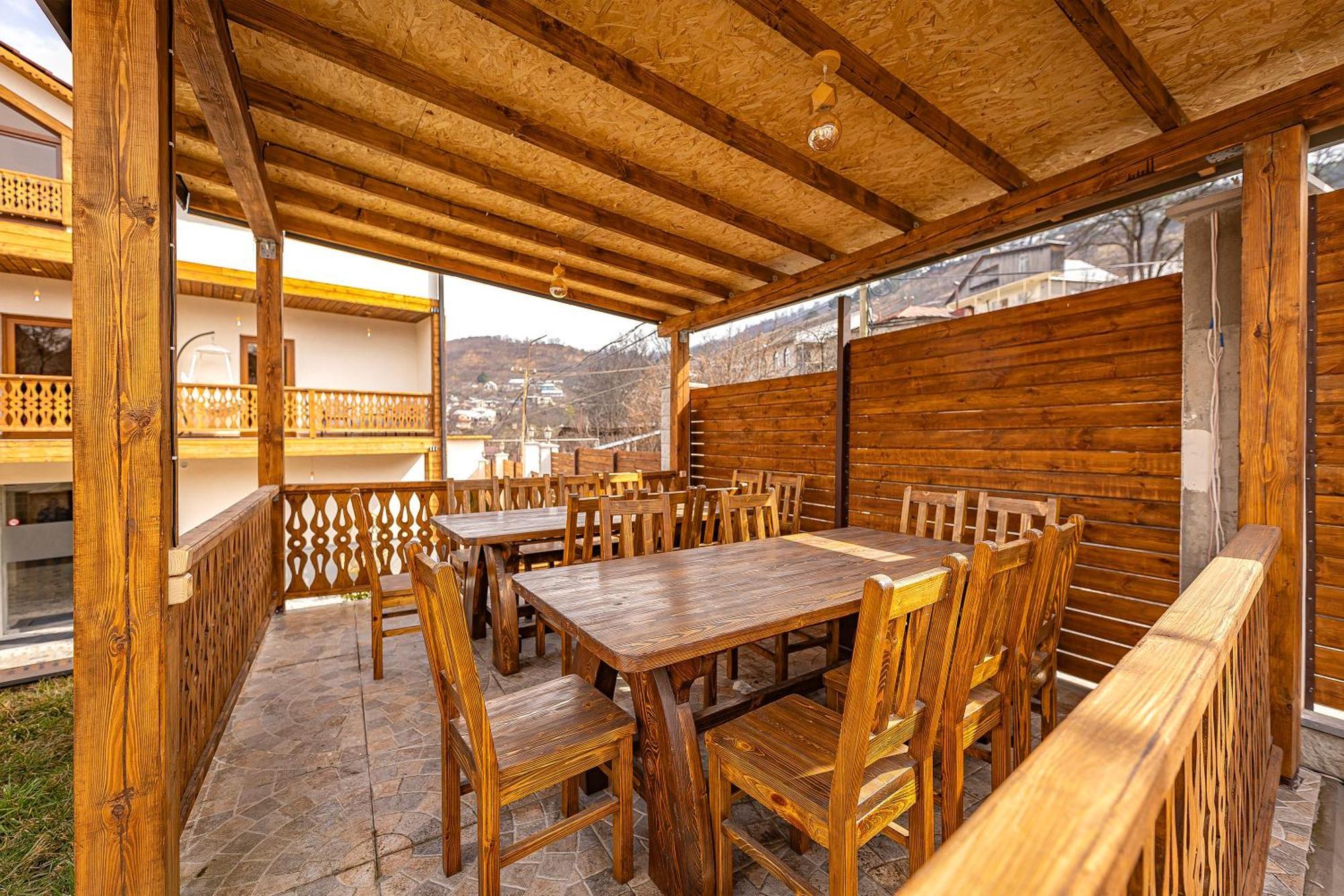 Taniqinn Dilijan Hotel ภายนอก รูปภาพ